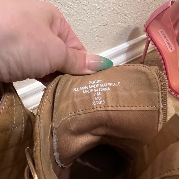 Camel color combat boot heels from Guess - Picture 3 of 3